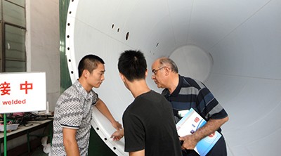 伊朗客戶到我公司查看制作過(guò)程